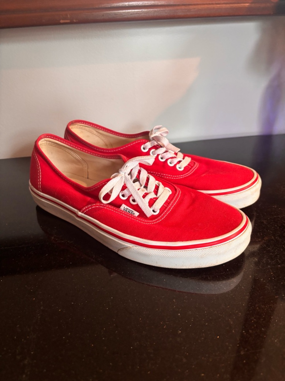 Vans Era Low-Top Sneakers in Red with White Trim Men’s 9.5/womens 11